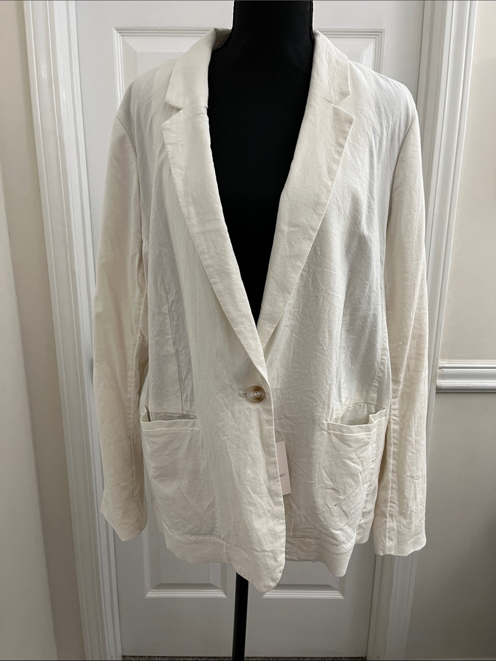 LC Lauren Conrad Cream Single-Button Relaxed Blazer